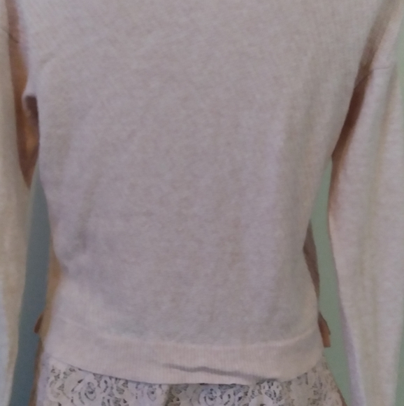Beautiful Sweater from Anthropologie, Knitted & Knotted. Pink with Lace. - Picture 4 of 9